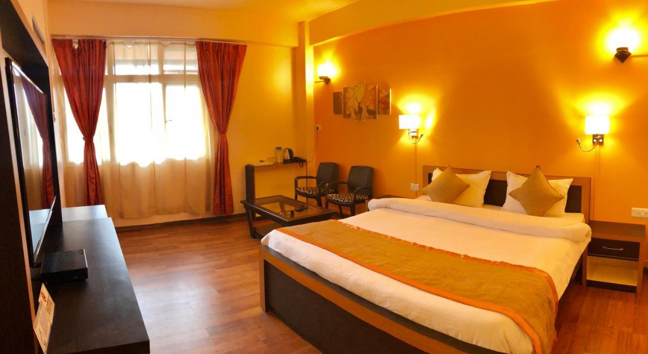Orange Homestay Shillong Exterior foto